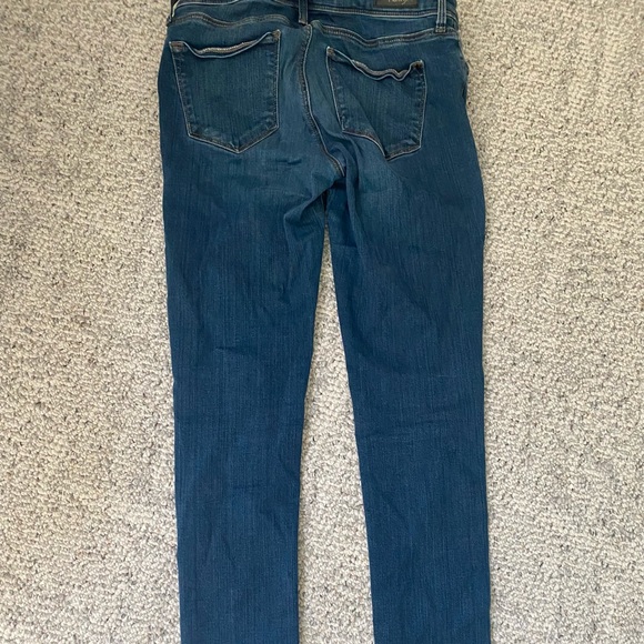 Mavi gold jeans in great condition. I think they’re L31 W26. - Picture 2 of 3
